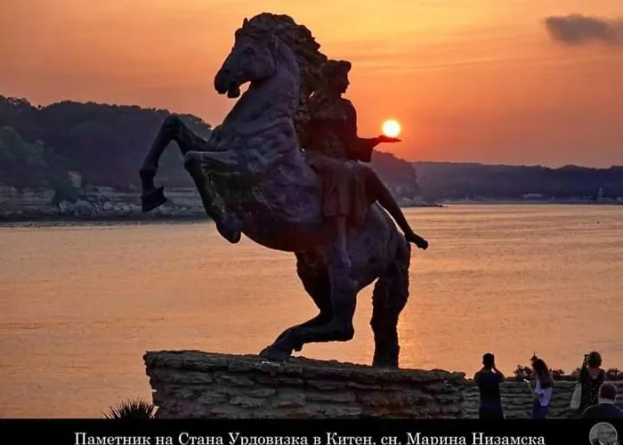 Kostovi 게스트하우스 키텐